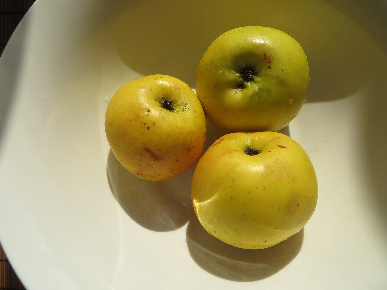 Reinette Simirenko apple